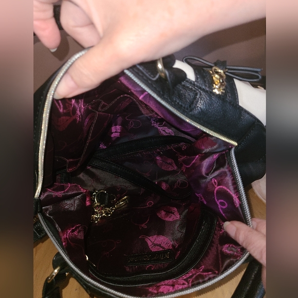 Betsy Johnson - Picture 3 of 3